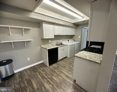 10202 Prince Place - Photo Thumbnail 1