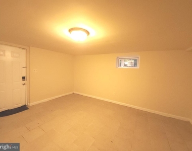 5023 Emo Street - Photo Thumbnail 15