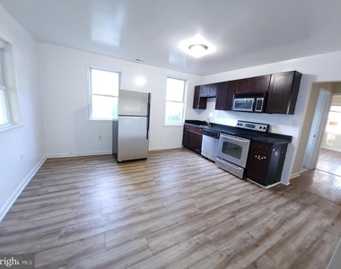 5023 Emo Street - Photo Thumbnail 1