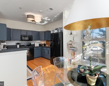 1321 Karen Boulevard - Photo Thumbnail 7
