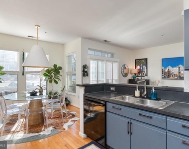 1321 Karen Boulevard - Photo Thumbnail 6