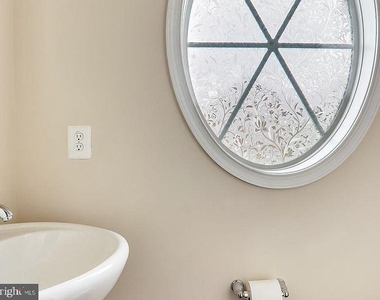 2834 Admiral Ridge Road - Photo Thumbnail 39