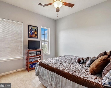 2834 Admiral Ridge Road - Photo Thumbnail 11