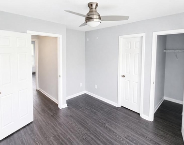 13906 Ascott Drive - Photo Thumbnail 19