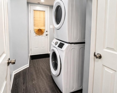 13906 Ascott Drive - Photo Thumbnail 3