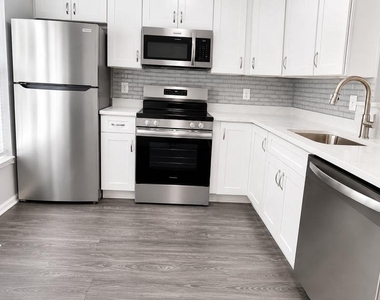 13906 Ascott Drive - Photo Thumbnail 11