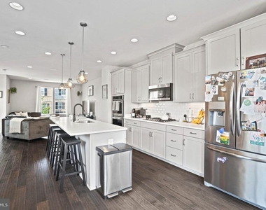 2910 Pinebrook Road - Photo Thumbnail 10