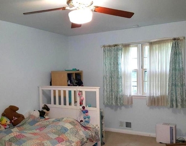 6403 Orchid Drive - Photo Thumbnail 7