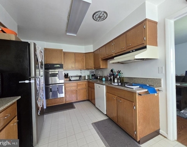 6403 Orchid Drive - Photo Thumbnail 4