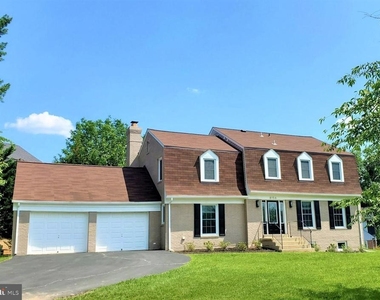 8156 Buckspark Lane E - Photo Thumbnail 1
