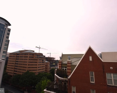 7500 Woodmont Avenue - Photo Thumbnail 9