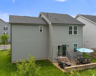 1713 Aurora Way - Photo Thumbnail 23