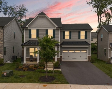 1713 Aurora Way - Photo Thumbnail 1