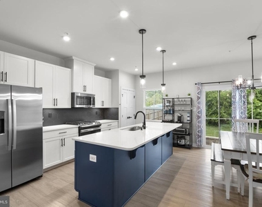 1713 Aurora Way - Photo Thumbnail 5