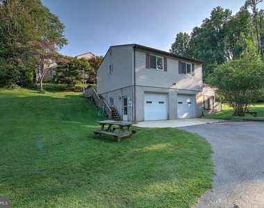 5105 Shore Drive - Photo Thumbnail 2