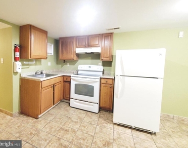 1131 N Gilmor Street - Photo Thumbnail 2