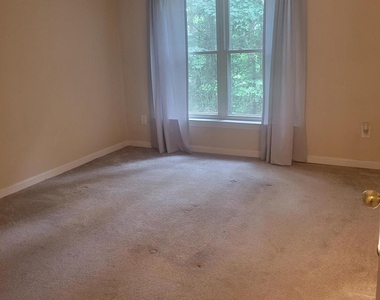 603b Admiral Drive - Photo Thumbnail 6