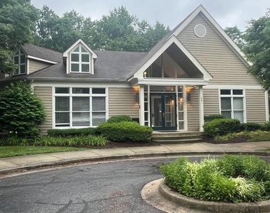 603b Admiral Drive - Photo Thumbnail 10