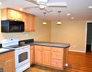 837 Turf Valley Drive - Photo Thumbnail 10