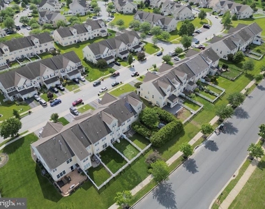 403 Wilmore Drive - Photo Thumbnail 28