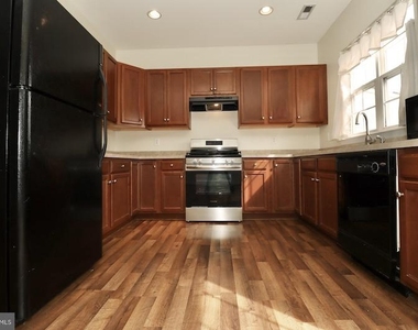 403 Wilmore Drive - Photo Thumbnail 10