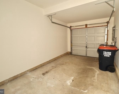 403 Wilmore Drive - Photo Thumbnail 33