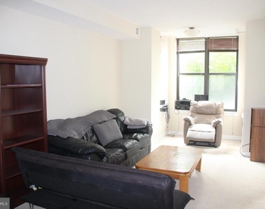 2307 Pennsylvania Avenue Nw - Photo Thumbnail 2