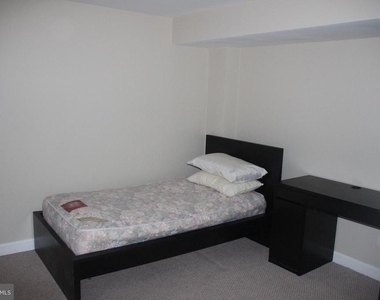 2307 Pennsylvania Avenue Nw - Photo Thumbnail 11