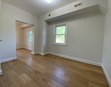 1772 E Street Ne - Photo Thumbnail 12