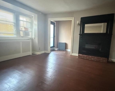 4920 North Capitol Street Nw - Photo Thumbnail 1