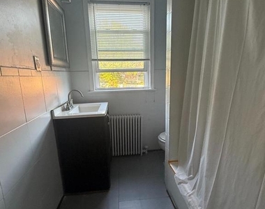 4920 North Capitol Street Nw - Photo Thumbnail 4