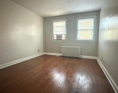 4920 North Capitol Street Nw - Photo Thumbnail 3