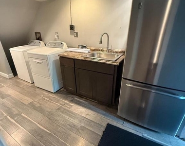 4920 North Capitol Street Nw - Photo Thumbnail 5