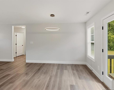 170 Starlight Drive - Photo Thumbnail 12