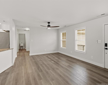 170 Starlight Drive - Photo Thumbnail 8