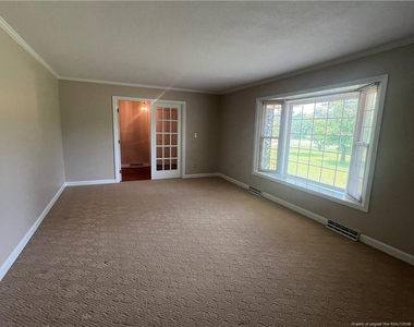 368 Rock Hill Road - Photo Thumbnail 2