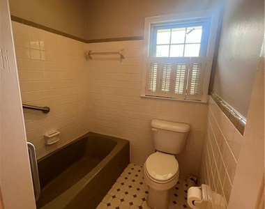 368 Rock Hill Road - Photo Thumbnail 19