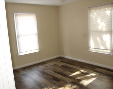 310 S East Street - Photo Thumbnail 10