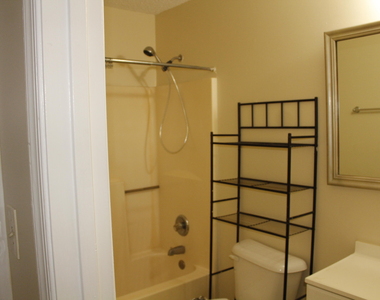 310 S East Street - Photo Thumbnail 9