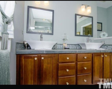 213 Broadgait Brae Road - Photo Thumbnail 13
