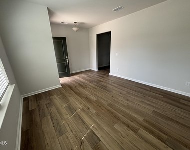 3230 Pelican Lane - Photo Thumbnail 5