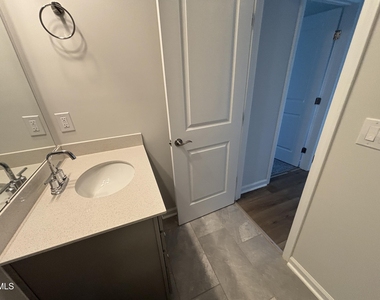 3230 Pelican Lane - Photo Thumbnail 21