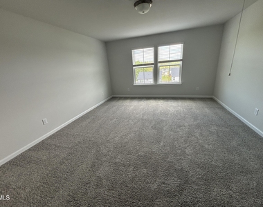3230 Pelican Lane - Photo Thumbnail 30
