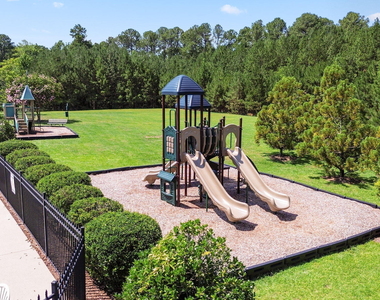 855 Ember Drive - Photo Thumbnail 4