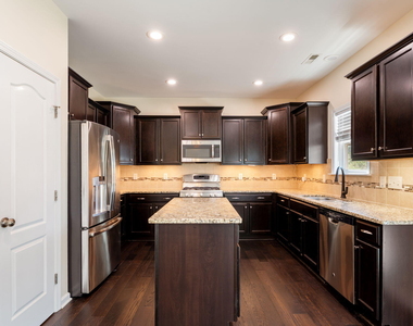 855 Ember Drive - Photo Thumbnail 7