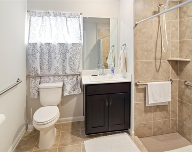 21102 Niagara Cv - Photo Thumbnail 11
