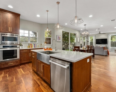 3302 Funston St - Photo Thumbnail 7