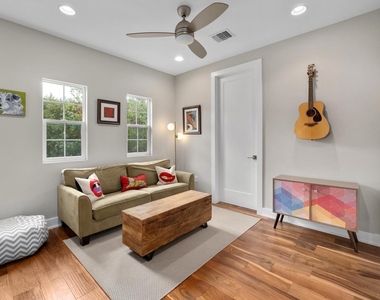 3302 Funston St - Photo Thumbnail 14
