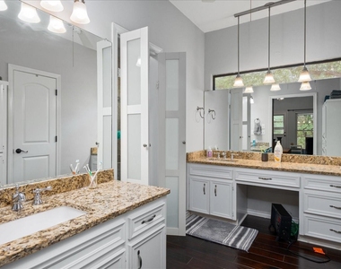 1613 Flint Ct - Photo Thumbnail 15