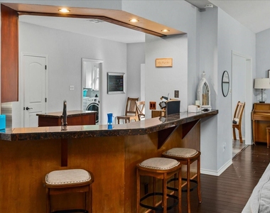1613 Flint Ct - Photo Thumbnail 5